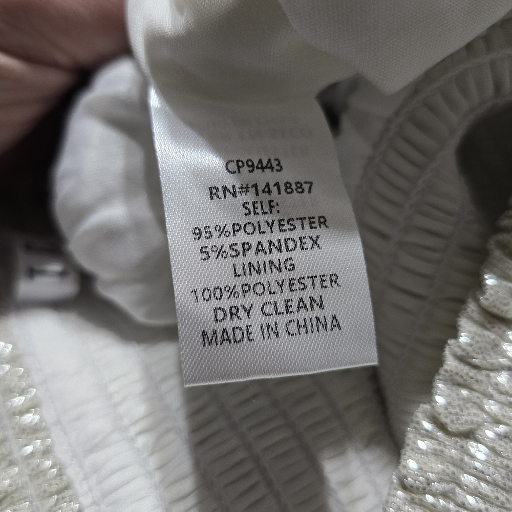 TCEC Smocked Waist Flowy Shorts, Pearly White w/Metallic Silver Accents, EUC! - Picture 11 of 11